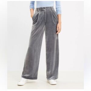 NWT Loft The Wide Leg Pant in Velvet Size 4 Petite Silver Gray color